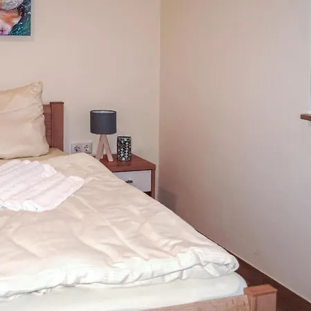 2 Bedroom In Semesterbostad *