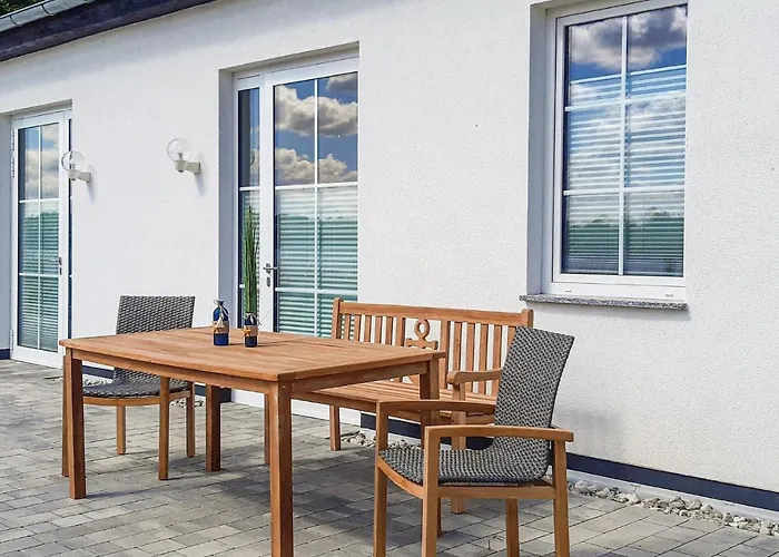 2 Bedroom Beautiful In * Gutzkow